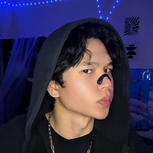 သင်လဲပြောင်းလဲနိုင်ပါတယ်ပြောင်းလဲဖို့နည်းမသိရင်AK’s method program ကိုjoin နိုင်ပါတယ် #fyp #looksmaxing #debloat #cleanfood #foryou