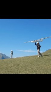 3.9K views · 1.8K reactions | 5m ASW-15b launch at the slope probably 2020 according to the resolution. The ASW-15b is one of those glider that is quite a good allrounder kinda the Diana 2 of its era! | Stephane Ruelle | Facebook