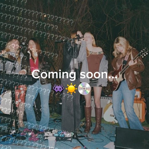 A young beginner band Coming soon.. ☀️💿👾 #band #kids #teenagers #garageband #punk #music #indie