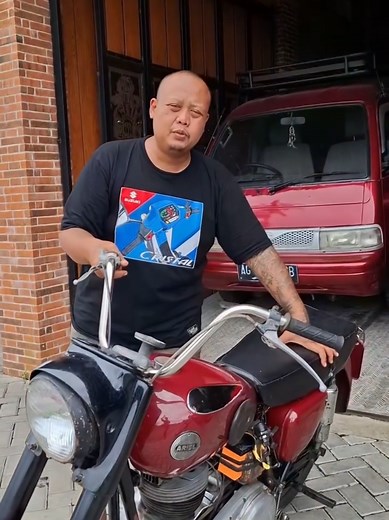 Ariel 350cc 1956 vs Avanza: Pilihan Uang 78 Juta