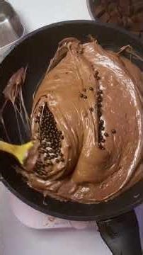 Chocolate Marshmallow Snowflake Crisp 🤤🍫 #chocolatelover #asmrfood #foodie