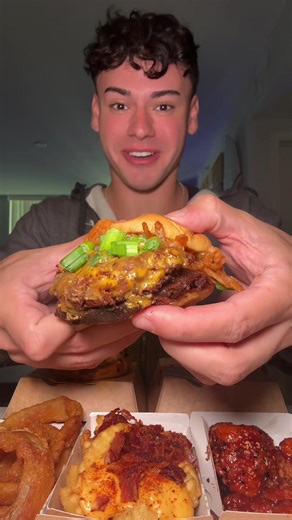 Shake Shack NEW MENUUUU #shakeshack #newmenuitems #mukbang #asmr #fyp | shake shack korean menu