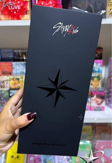 Stray Kids Official Lightstick - Unboxing & Features