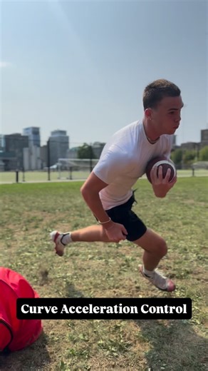 Running Back Academy on Instagram: "RBA | Curve Acceleration Control 🧠🏈 Elite backs don’t just sprint in straight lines — they learn how to run on a curve with balance, lean, and control. This drill builds the ability to maintain high knee drive, posture, and power while bending the run — just like you see in the league. Once you’re comfortable accelerating on a curve, you can cut and explode without losing speed or body control. Train the movement → Translate it on game day. #WeBuildBacks #RB