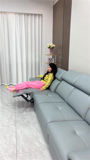Electric recliner for living room#smartsofa #sofa #electricsofa #sofabed #livingroomfurnituredesign #livingroomsofa #funituredesign #smarthome #homefurniture #factory #furniturefactory #Aetheria #LuxuryFurniture #Cloudcomfort | leadingmattressmanufacturter