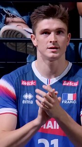 Assistez au grand match France-Serbie à Cannes ! Les Bleus, champions olympiques, comptent sur votre énergie avant le Mondial. Sport, intensité et passion au rendez-vous ! | Fédération Française de Volley