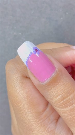 Elegant nail art design #tutorial #nailartideas #nailart #nailartdesigns #viralreels #shorts