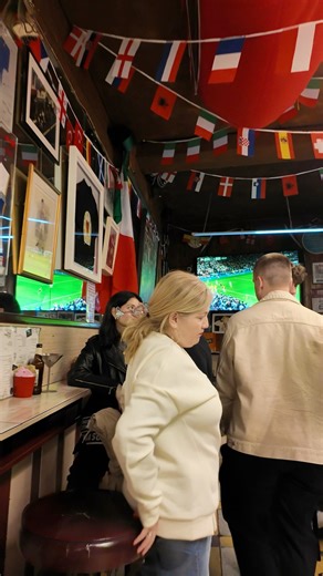 London Soho, a little walk around Bar Italia and Ronnie Scott’s #london #soholondon #baritalia #lifestyle #londonlife #reelsviralシ #reelsfypシ #reelsvideoシ #reelsfbシ | Streets of London