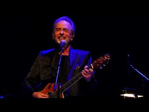 Henry Gross singing Shannon at the Capitol Theater, Clearwater, FL 2/14/23