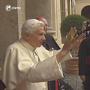 10K views · 321 reactions | : Today in history Pope Emeritus Benedict became the first Pope in 600 years to resign. : Hoy en la historia, el Papa Emérito Benedicto fue el primer Papa en 600 años en renunciar. : @ewtnvatican // @ewtnmedia | EWTN Vatican | Facebook