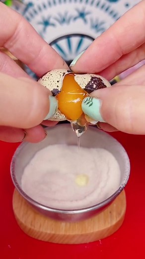 Who like Corndogs ? using @newt sound #corndog #asmrfoodie #asmrfoodsounds #minibaking #myminibakes #littlethings #throwback