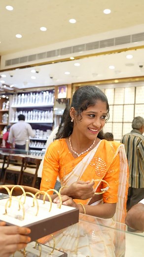 31 reactions | ✨ அப்பாவுக்காக மகள் கொடுக்குற Golden Memory ✨ ஒரு...