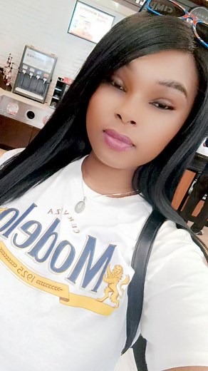 18 reactions · 12 comments | It's show time  #modelo | Events with Char | Facebook