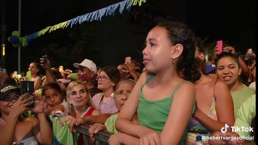 “DEJANDO HUELLAS” Una canción que llega al corazón de todas las edades.🎶🎶🔥🔥 #dejandohuellas #hebertvargas