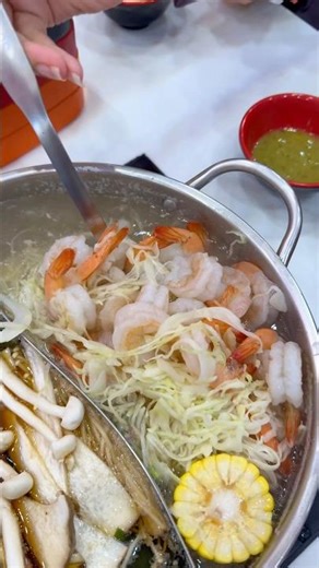 กุ้งแก้วเน้นๆ #ตี๋น้อย #ฝากกดติดตามด้วยนะคะ #food #ชาบูตี๋น้อย