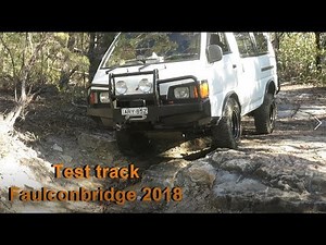 L300 4x4 offroad at test track in Faulconbridge