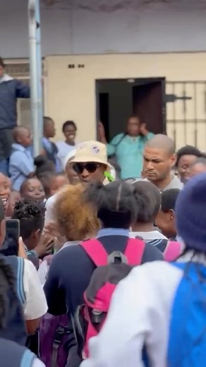 Reece Madlisa on Instagram: "Nami I was once a student 🙏🏾✨I was seeing sisters and brothers who needed those things, but I couldn’t offer to help because I was still a student back then. Manje I’ve decided to offer something for my former high shcool students ✨❤️🙏🏾🙏🏾 Ayipheleli la we still going 🫶🏻"