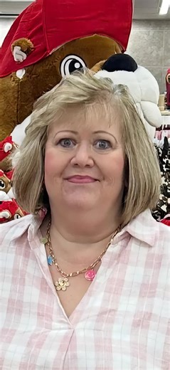 Sonya (@sonya_fall_winter)’s videos with Life is Beautiful - Deep Music