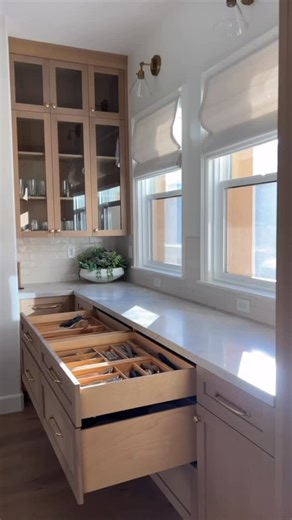 Pinch of Help on Instagram: "waiting to exhale 😮‍💨 You walk into your kitchen so many times a day, and most days you do not even realize how much it is asking of you. The clutter, the piles, the constant mental notes all add weight before the day really begins. An organized kitchen is not about perfection, it is about support and ease in the space where you give so much. You deserve a kitchen that helps you exhale, not brace yourself. If you are ready to feel that kind of peace at home, we nee