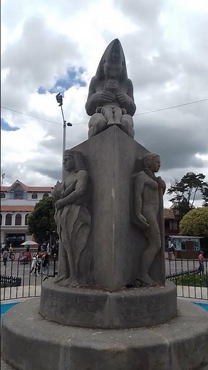 chia Cundinamarca #pueblo#escultura #turismo#viajeros#AVENTURASCONDEISI#cultura#turistas