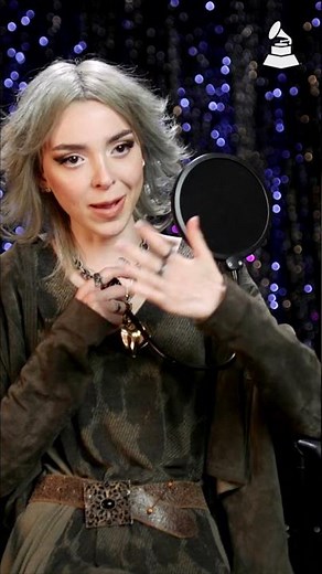 How Alt-Pop Artist Sophie Powers Uses Her Pop Filter To Create Intimacy In Her Music | It Goes To 11