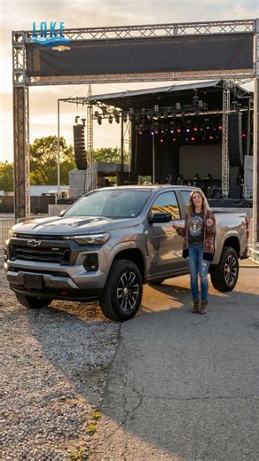 2023 Sterling Gray Chevrolet Colorado with 22,672 Miles in Milwaukee, WI