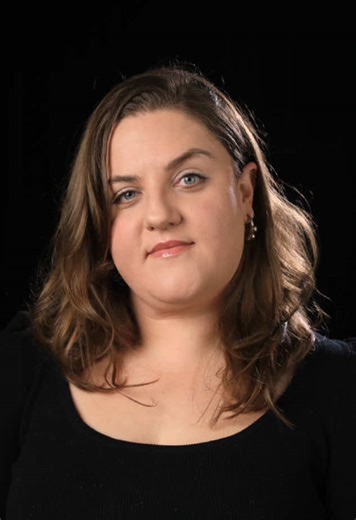 🎬 Meet the AFDA Johannesburg Campus Dean: Jane-Anne Raath Bringing together creative excellence, industry insight and a student-first approach, Jane-Anne’s vision centres on developing filmmakers and creative leaders who are both artistically bold and professionally equipped to navigate an evolving global entertainment industry. Enrolment for all AFDA programmes is officially OPEN: ⏰ Times: 09:00 – 16:00, Monday to Friday across all AFDA campuses 📍 Johannesburg: 27 (0)11 482 8345 | jhbcampus@a