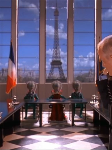 Eiffel Tower Destruction - Mars Attacks! (1996) (Full Version)