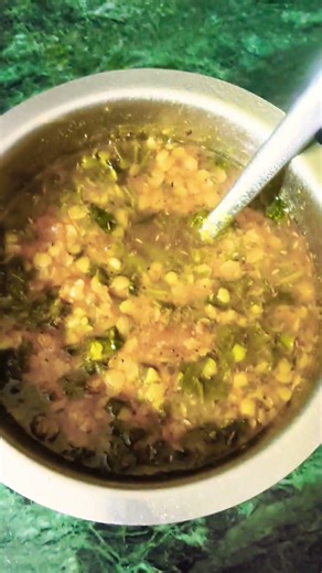 మా ఇంట్లో ఇవాళ పాలకూర పప్పు😍 #shorts #youtubeshorts #ytshorts