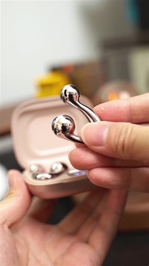 HM-31 Ear Clip Earbuds Open Ear Headphones Lightweight Comfort Stable Fit OWS Earphone Wireless for Sports Clip-on #HM31Earphones #HM31Headphone #WirelessEarphones #HM31TWSEarphone #earphoneopenearclip