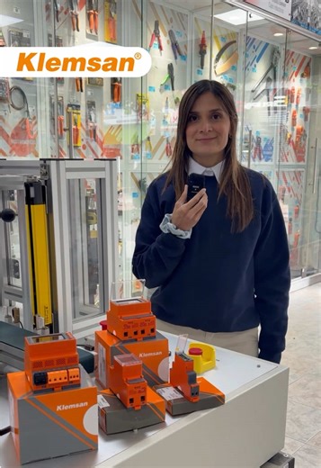 Control energético con precisión y confianza. Los medidores de energía EMD1, EMD2 y EMD4 de Klemsan, diseñados para ofrecer supervisión confiable en instalaciones monofásicas y trifásicas. Una solución eficiente para optimizar el consumo y mejorar la gestión energética en cada proyecto. 🚀 Potencia tus instalaciones con la tecnología adecuada. #Klemsan #MediciónDeEnergía #EficienciaEnergética #GestiónEnergética #IngenieríaEléctrica