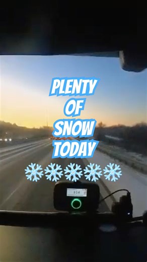 Plenty of snow for everyone #hgv #longhaultrucker #truckdriving #snow #trending