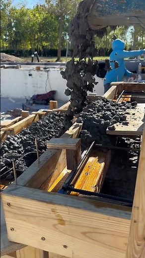 Pouring Floating Concrete Steps...