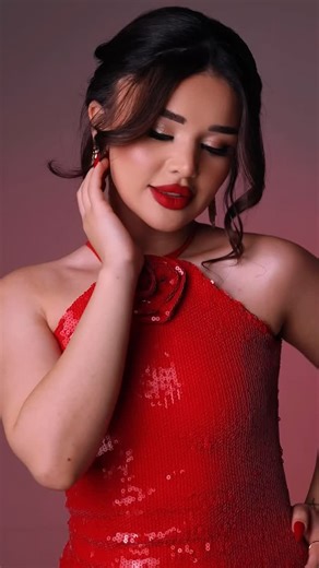 Gluxtouch on Instagram: "Bizimle qazandiginiz zahiri gorunusunuzden hem siz, hem de etrafdakilar hezz alacaq! Model: @aysesereinn ❤️ Geyim: @ilahacouture ❤️ Salon: @gluxtouch ❤️ Mua: @by_vaffi ❤️ Saç: @zeynebqourbanova ❤️ Studio: @apartment.photostudioo ❤️ Gluxtouch- Adımız keyfiyyətimizdir! 📱(+994) 055-802-10-02 ✉️ gluxtouch@mail.ru 📍Bakı şəh, Xətai ray, Ağ şəhər 2-ci Fəvvarələr küç #salon #gözəllikmərkəzi #gözəlliksalonu #gluxtouch #reels ağşəhər"