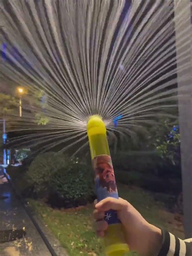 Firework Water Gun: No More Bottle Poking in Summer