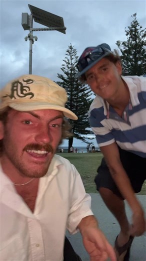 Learn the Pretty Little Thing Dance on TikTok