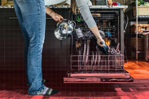 9 Kitchen Items That Should Never Go in Your Dishwasher