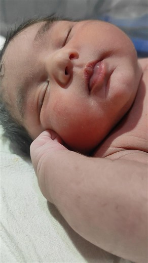 chubby girl in the world #newborncare #adoreble #cutebaby #newborn