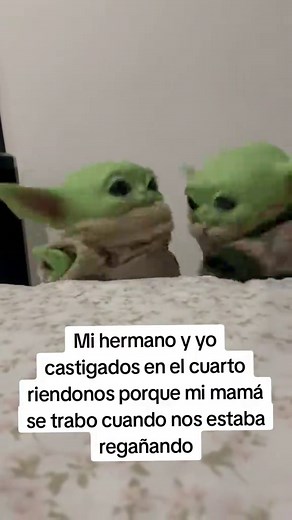 Divertidas situaciones con Baby Yoda y mamá
