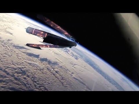 Alien Spaceship Filmed By NASA SpaceX Mission In Low Earth Orbit 👽(CGI)