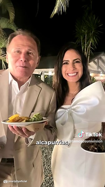 ¡Vivan los novios! Julián Gil y Valeria Marín: Amor en su boda 💍❤️