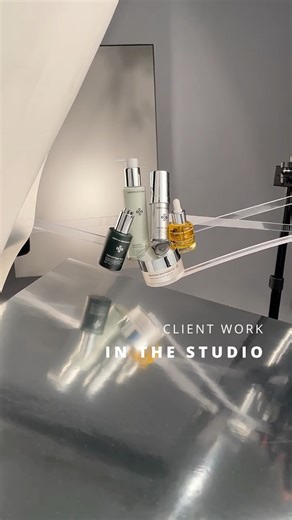 Floating products in the studio #productphotographystudio #productphotoshoot #photography