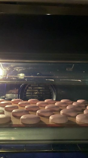 Easy Macaronage Tips for Perfect Macarons