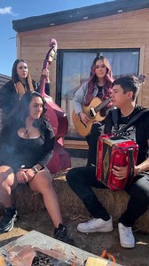 2 vicios tengo en la vida… | Villa 5