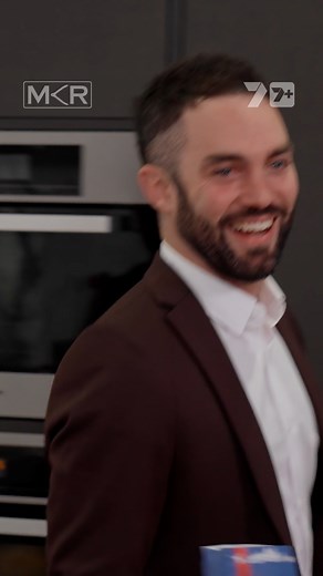 Mark’s pulled a page out of The Meat Master’s playbook 👀 He’s invaded the kitchen mid-cook... but is he helping, or just stirring the pot? 😂 👉 Watch it now on 7plus: https://7plus.app.link/Stream-MKR #MKR | My Kitchen Rules
