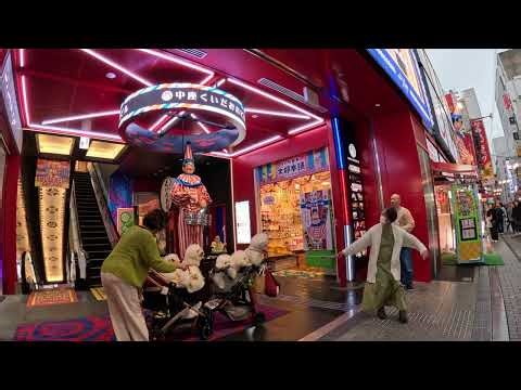 DŌTONBORI: NEÓN, COMIDA Y UN CARRITO IMPOSIBLE 🐩✨