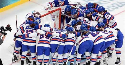 U.S. women's hockey team off to a hot start at the Milan Olympics