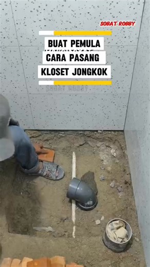 Robby | Cara pasang klosed jongkok diruang sempit #carapasangkklosedjongkok #skillpasangklosedjongkok #tukangpasangklosedjongkok | Instagram