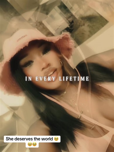 @Love Island send in a bombshell for my girl please 😭@lea will always support you #loveislandallstars #leanne #loveislandallstarsfyp #sammieandleanne #belleandleanne