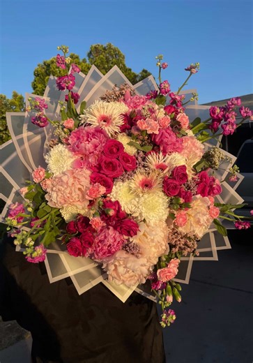 Colorful Mixed Bouquets for Every Occasion